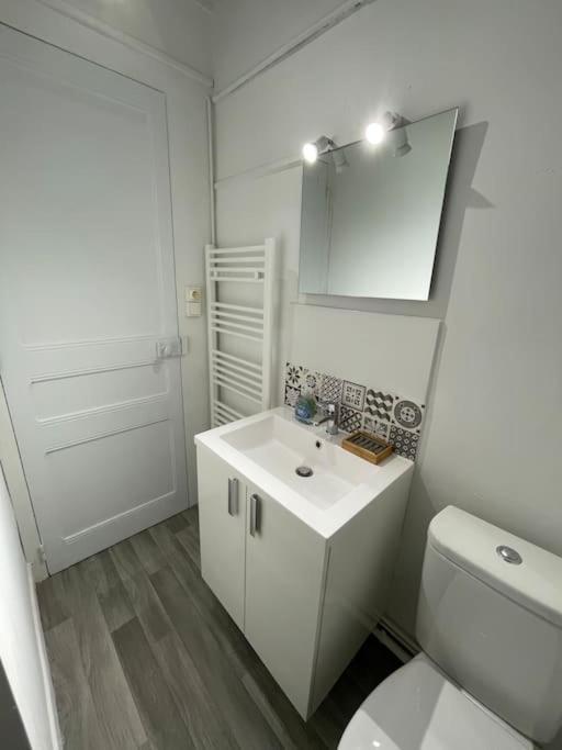 Апартаменты Cosy T3 Proche Gare Et Polygone Безье Экстерьер фото